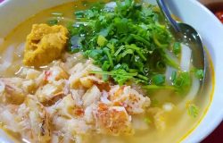 Bánh Canh Cua nổi tiếng xứ Huế