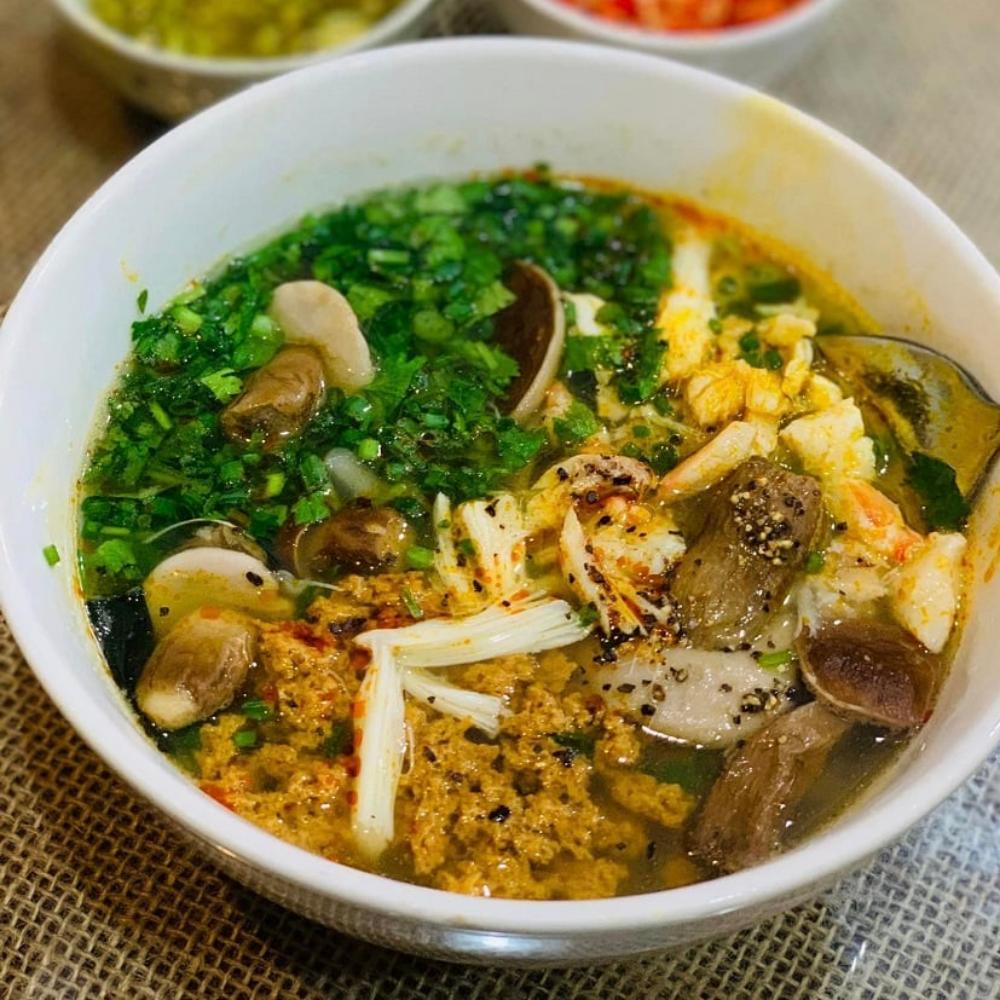 Bánh Canh Mùi