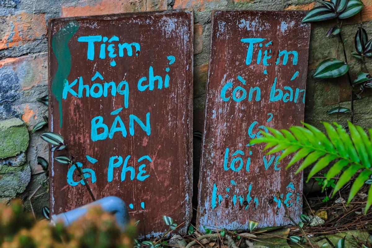 Tiệm Cà Phê 81