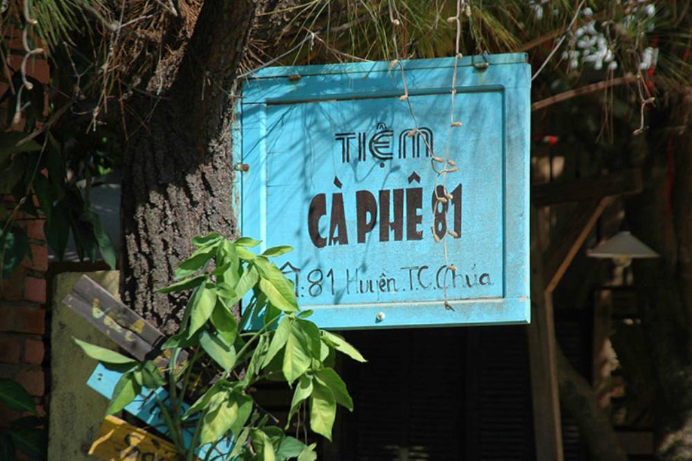 Tiệm Cà Phê 81