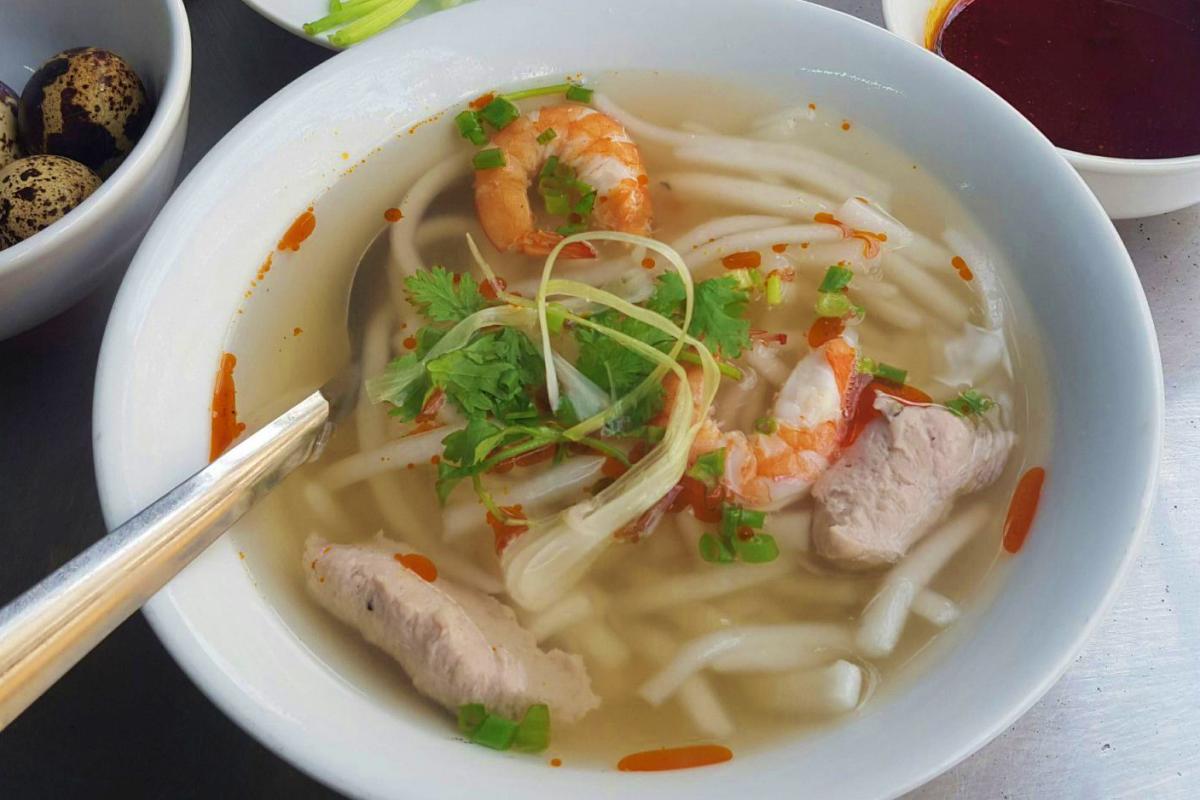 Bánh canh Bà Đợi Huế