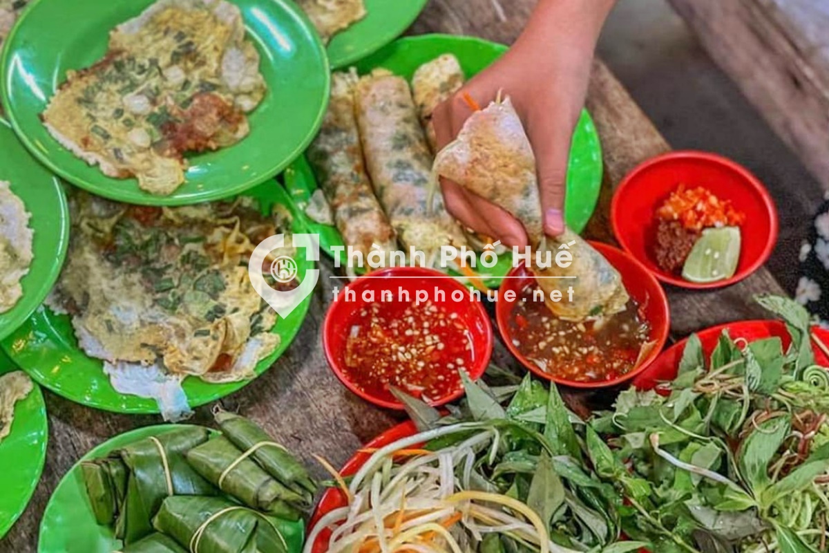 Bánh Ép Chị Huệ