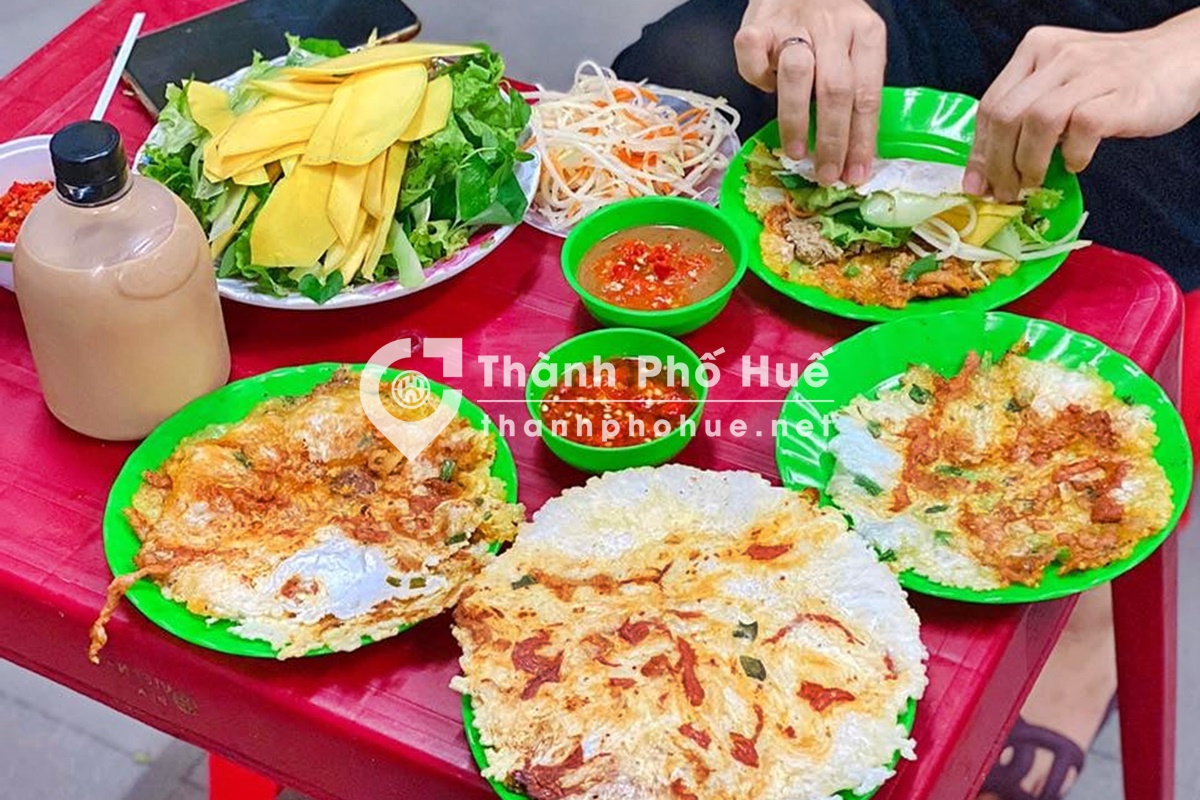 Bánh ép Gia Di Huế