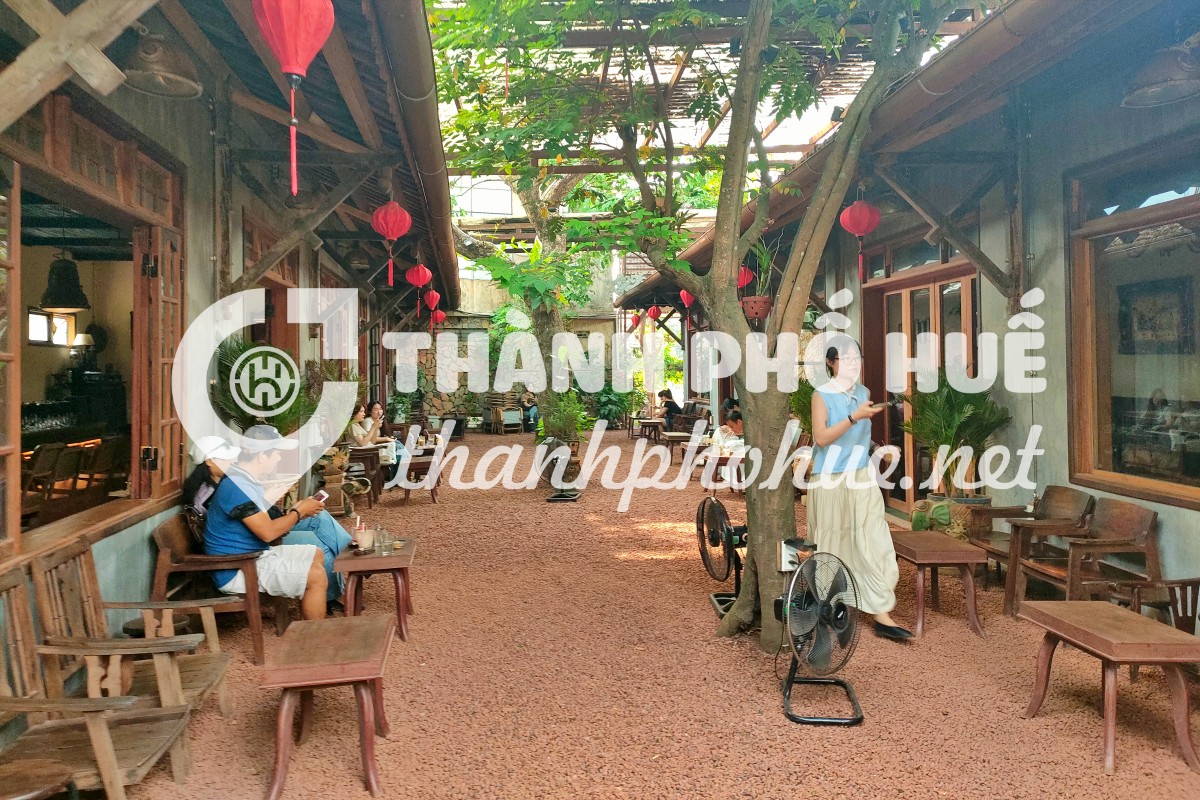 Thành Cafe Phan Bội Châu