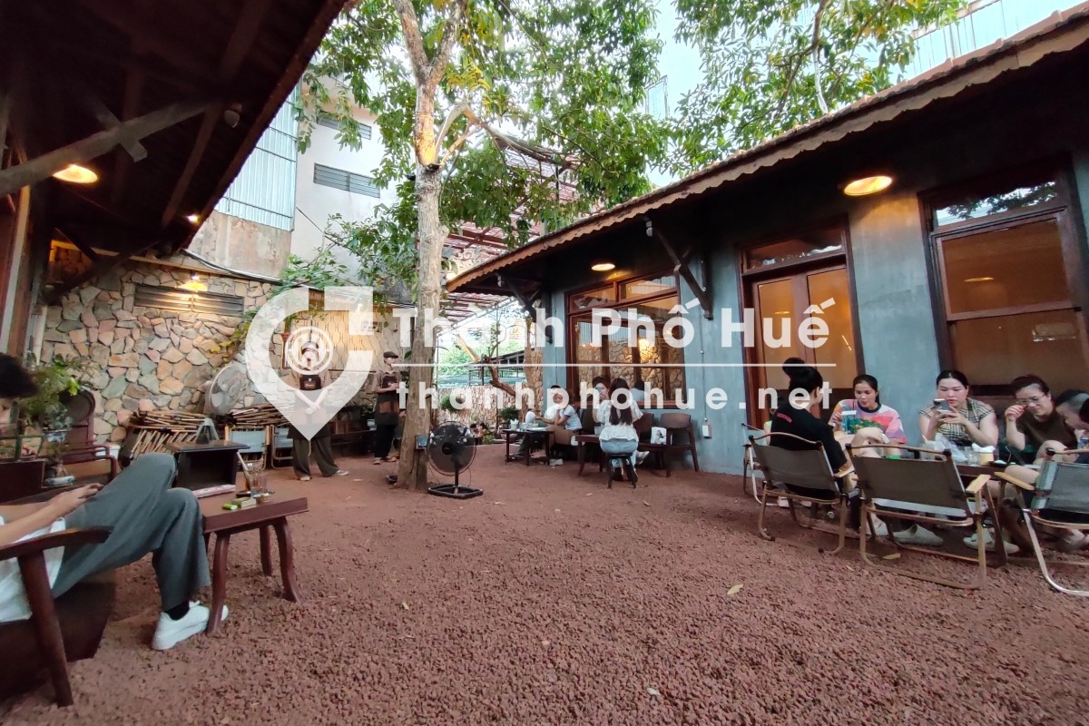 Thành Cafe Phan Bội Châu