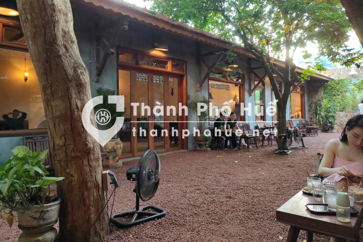 Thành Cafe Phan Bội Châu