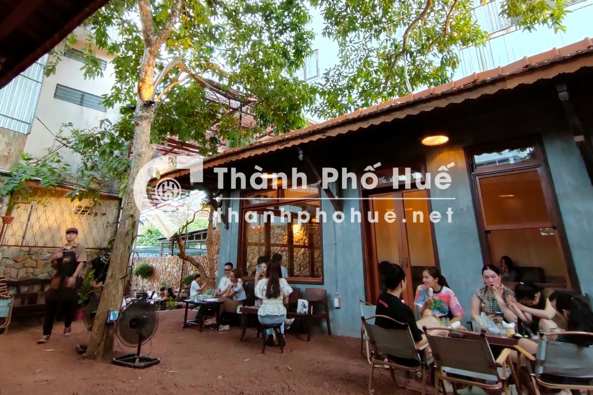 Thành Cafe Phan Bội Châu