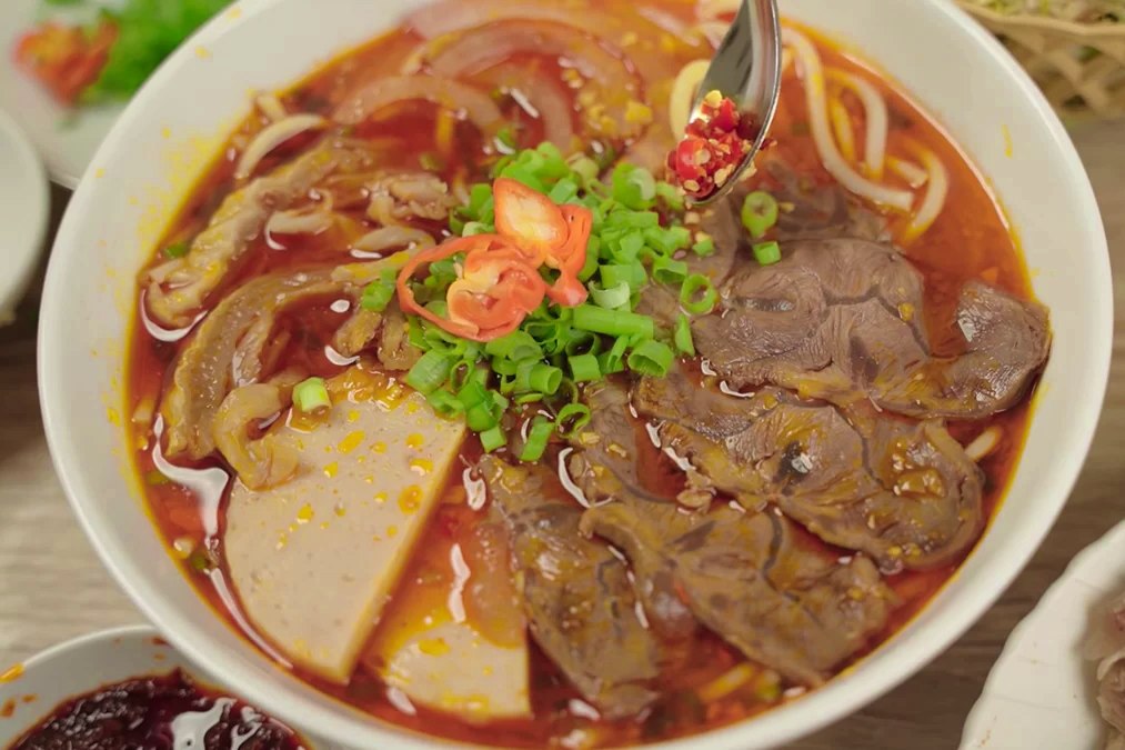 Bún Bò O Cương Chú Điệp