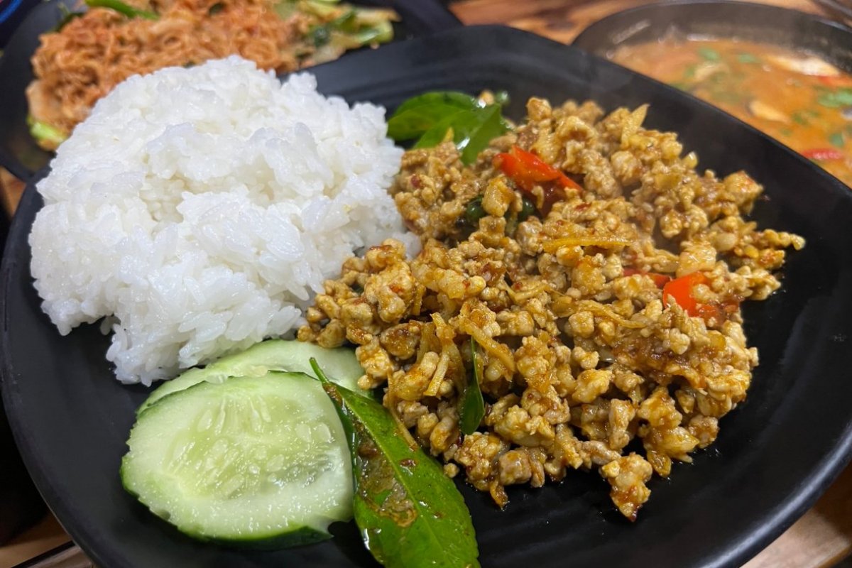 Chaleng Thai Food