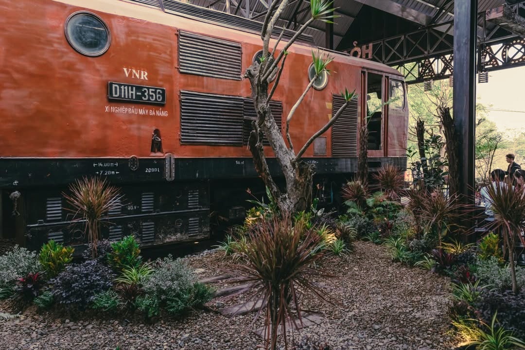 Hoả Xa – Cà phê & Cơm niêu Ga Huế